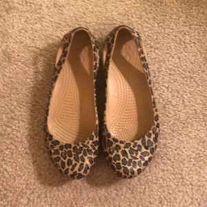 Leopard Crocs - size 7 Women’s